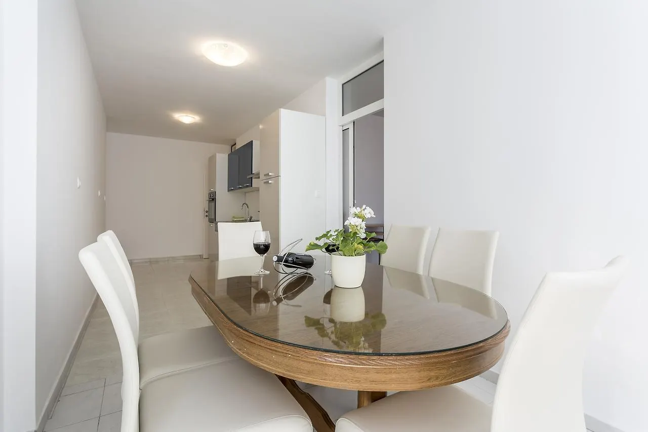Apartment Lukic スプリト