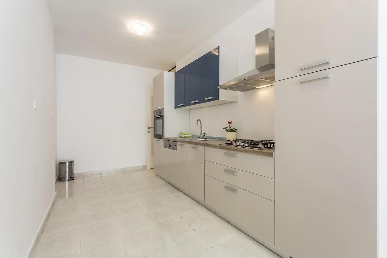 Apartment Lukic Split